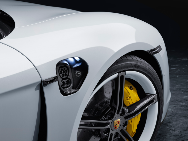 Illustration for article titled The 750 HP 2020 Porsche Taycan Turbo S Is A Stupidly Quick EV That Starts At $185,000